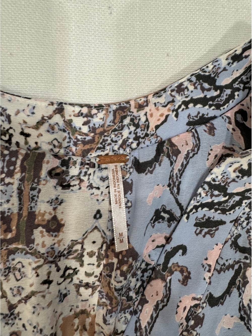 Free People Boho Paisley Print Sleeveless V-Neck Cami Tank Top Medium - Picture 5 of 9